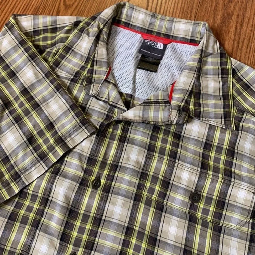 North Face Mens Medium‎ Pine Knot Plaid Shirt